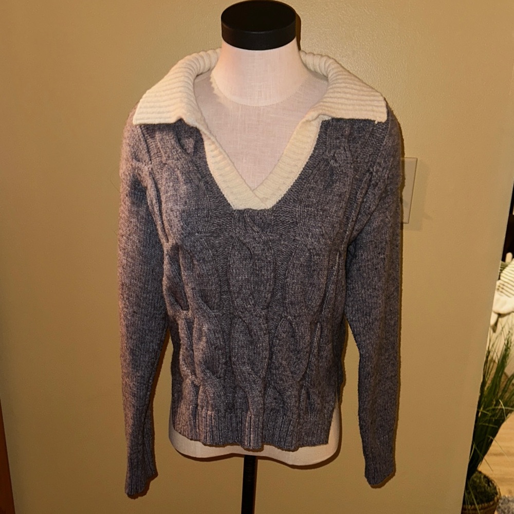 Papermoon Charcoal and Cream V-Neck Sweater